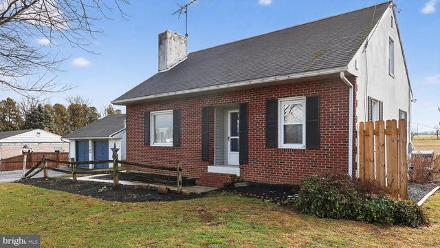 2538 SIEGRIST RD, Ronks, PA 17572