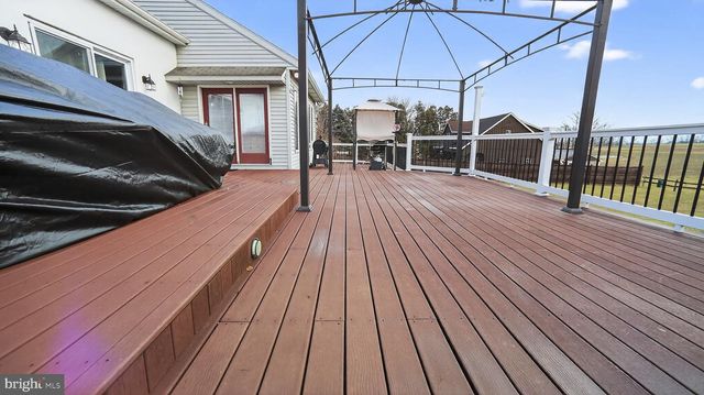 2538 SIEGRIST RD, Ronks, PA 17572