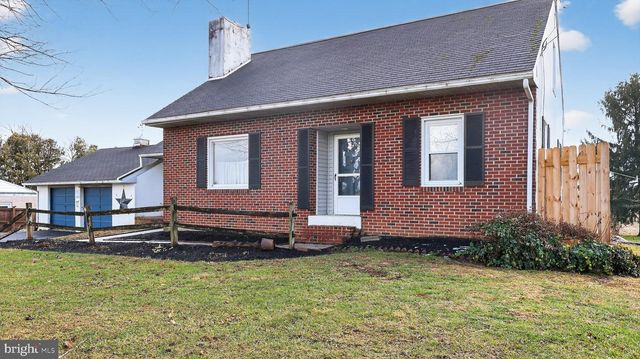 2538 SIEGRIST RD, Ronks, PA 17572