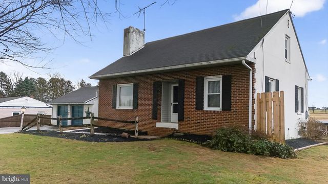 2538 SIEGRIST RD, Ronks, PA 17572