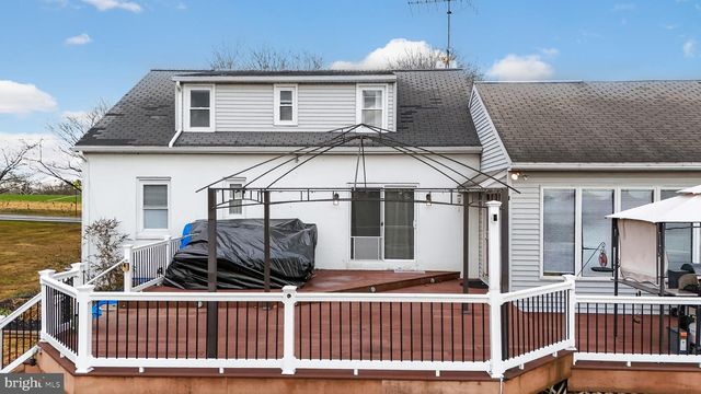 2538 SIEGRIST RD, Ronks, PA 17572