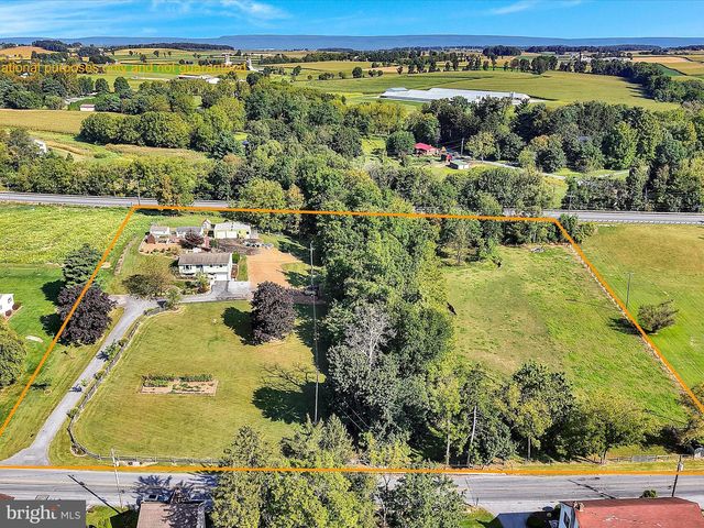 1009 TULPEHOCKEN RD, Richland, PA 17087