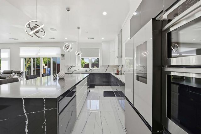 43141 Continental Drive, Fremont, CA 94538