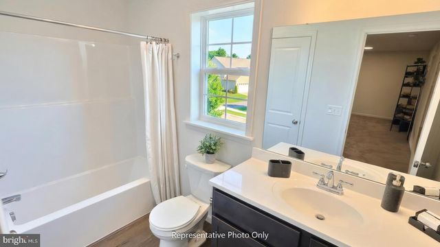 7465 SAINT PATRICK CT, Abbottstown, PA 17301