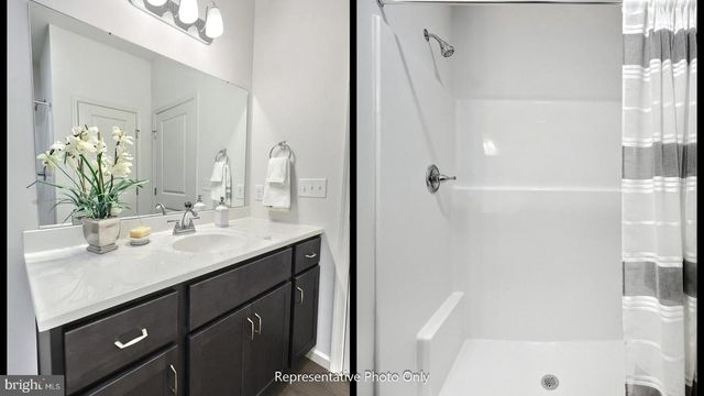 7465 SAINT PATRICK CT, Abbottstown, PA 17301