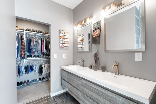 1755 E Tiara Pines St, Derby, KS 67037