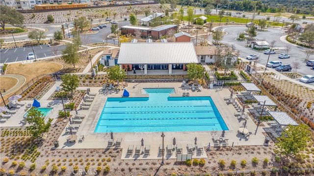 131 Graze Way, Rancho Mission Viejo, CA 92694