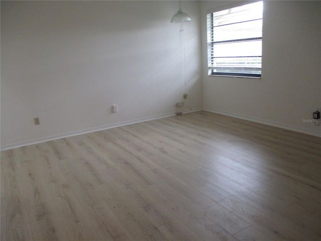 1750 ATRIUM DRIVE, Sun City Center, FL 33573