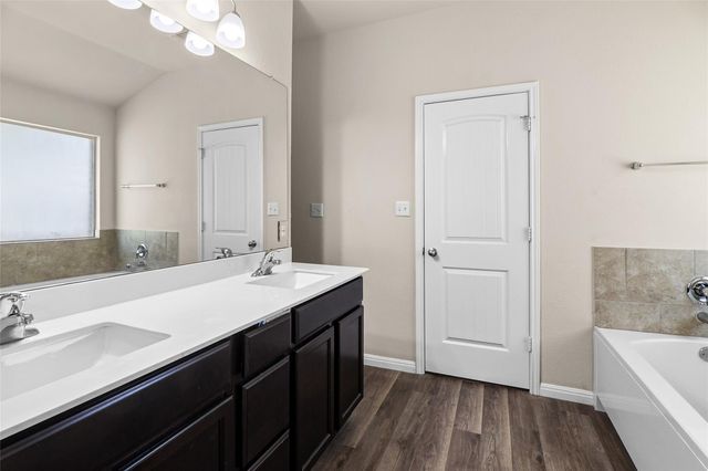 1300 Spicewood DR, Burnet, TX 78611