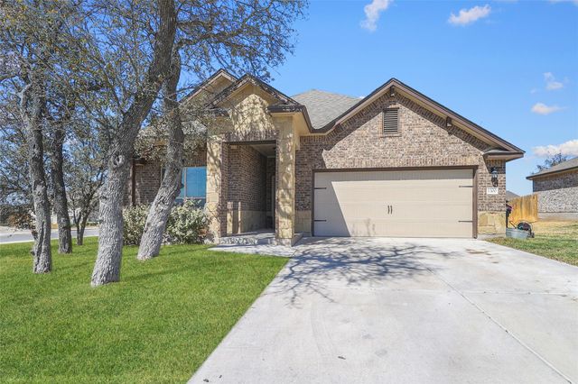 1300 Spicewood DR, Burnet, TX 78611