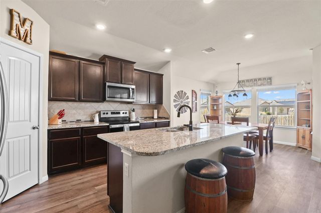 1300 Spicewood DR, Burnet, TX 78611