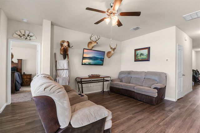 1300 Spicewood DR, Burnet, TX 78611