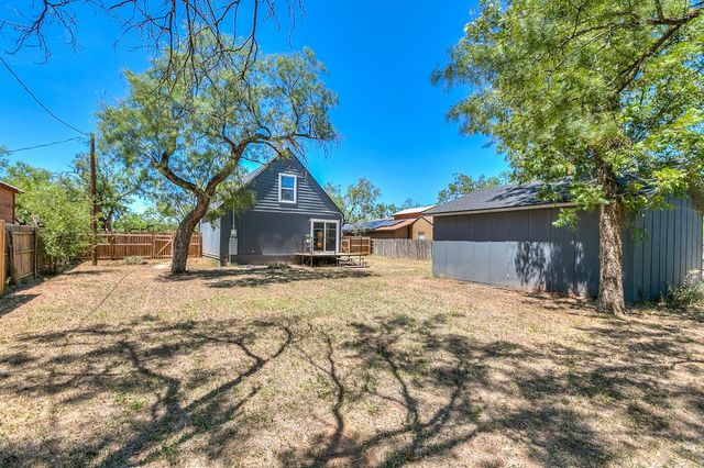 6622 Knickerbocker Road, San Angelo, TX 76904