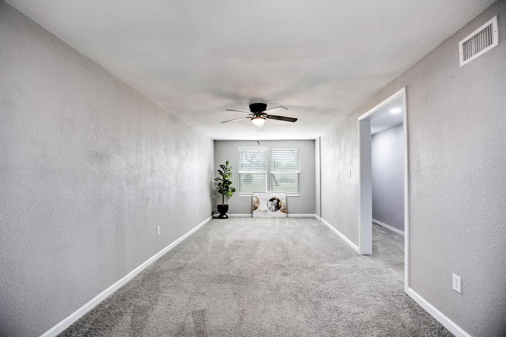 Image 18 of property listing at 6622 Knickerbocker Rd, San Angelo, TX 76904