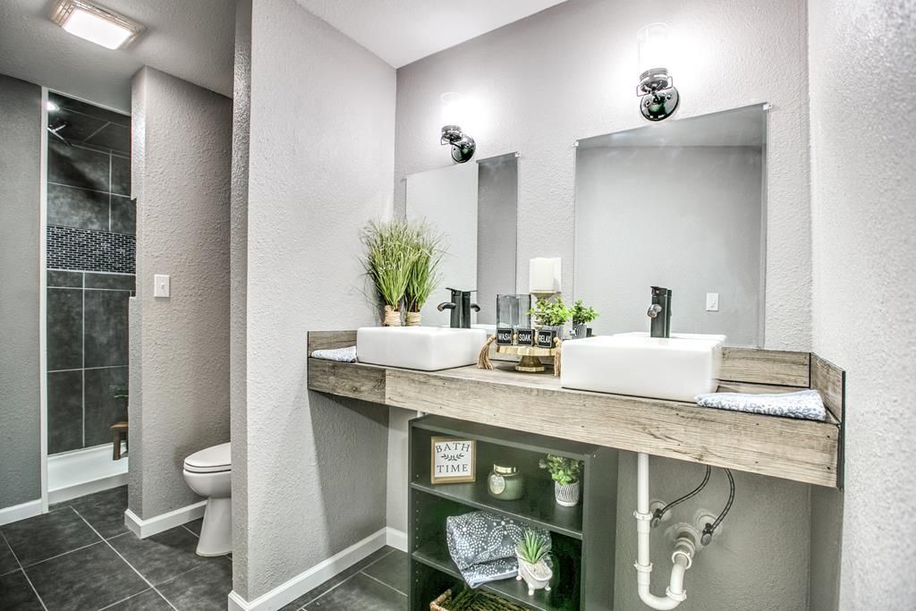 Image 21 of property listing at 6622 Knickerbocker Rd, San Angelo, TX 76904