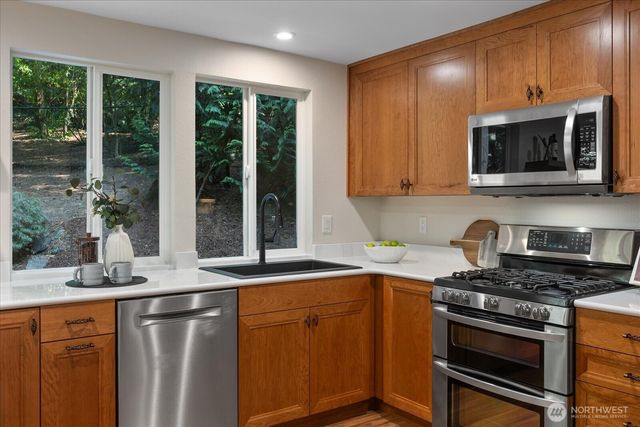 16312 194th Avenue NE, Woodinville, WA 98077