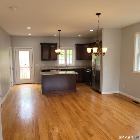 19 Oak Meadows Drive 19, Brookfield, CT 06804