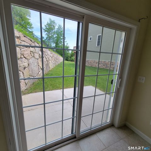 19 Oak Meadows Drive 19, Brookfield, CT 06804