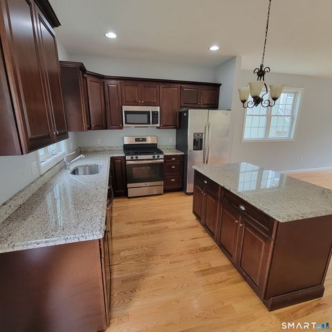19 Oak Meadows Drive 19, Brookfield, CT 06804