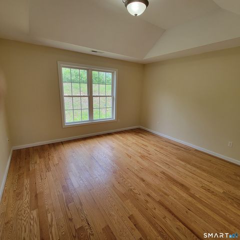 19 Oak Meadows Drive 19, Brookfield, CT 06804