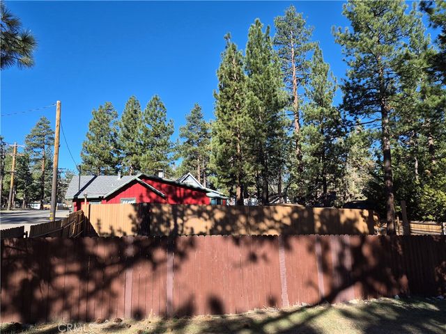 825 E Big Bear Blvd, Big Bear City, CA 92314