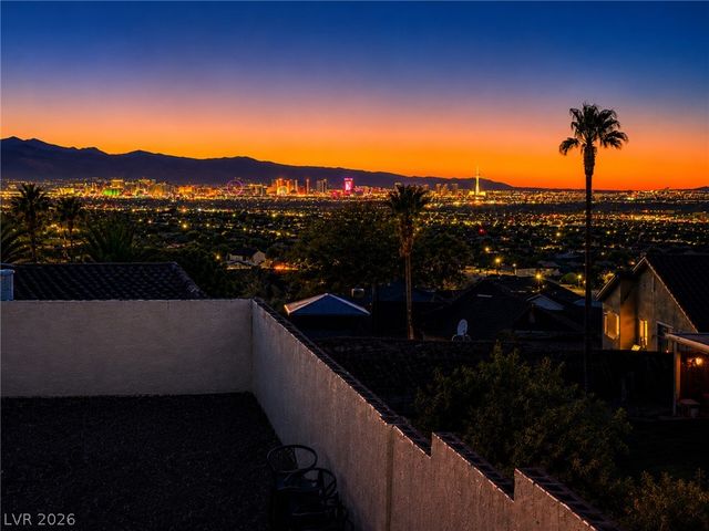 376 Eveningside Avenue, Henderson, NV 89012