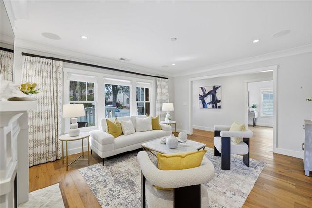 269 Fulton Street, Redwood City, CA 94062