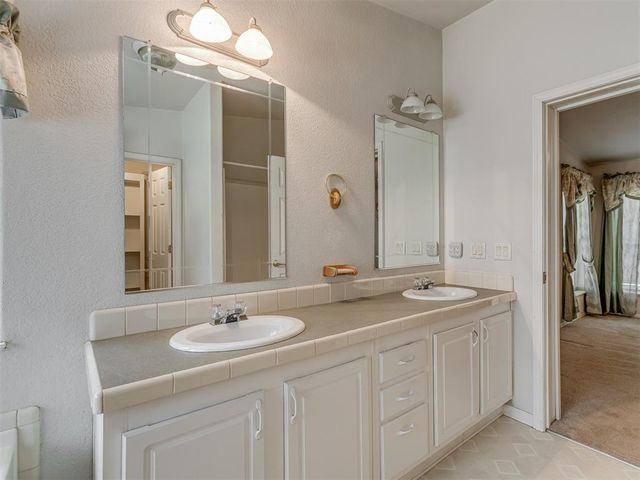 11714 Elora Circle, Blanchard, OK 73010