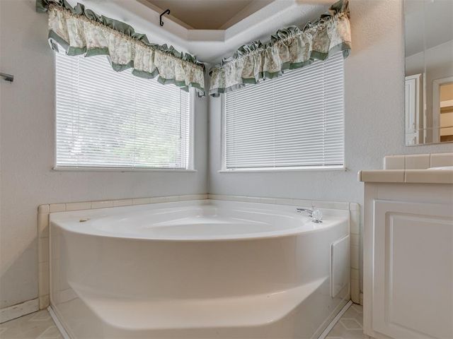 11714 Elora Circle, Blanchard, OK 73010