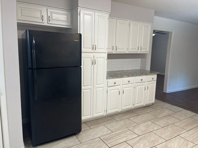 2232 Shady Brook Drive, Bedford, TX 76021