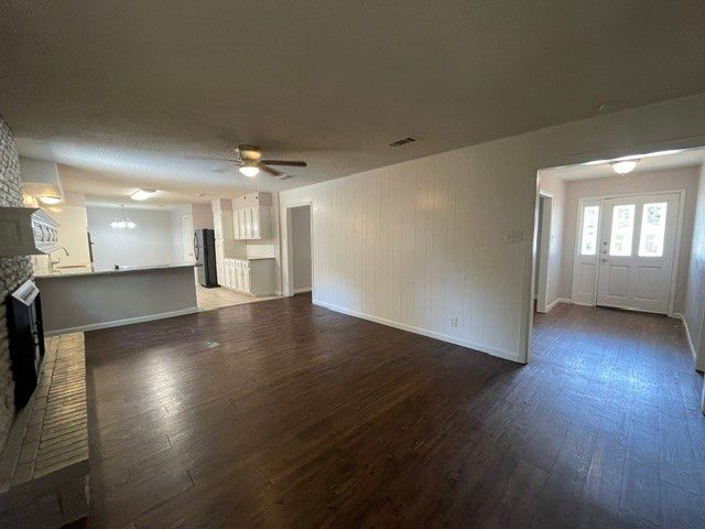 2232 Shady Brook Drive, Bedford, TX 76021