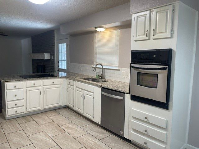 2232 Shady Brook Drive, Bedford, TX 76021