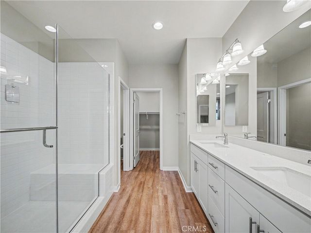 135 Farmhouse Drive 3, Simi Valley, CA 93065