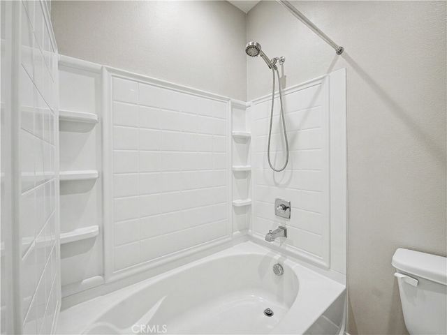 135 Farmhouse Drive 3, Simi Valley, CA 93065
