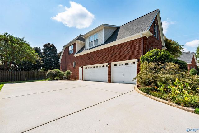 6 America Holly Circle SW, Huntsville, AL 35824