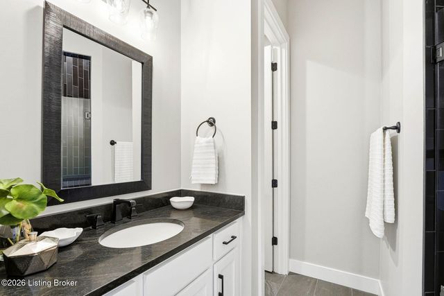 203 Locust Park Pl, Louisville, KY 40245