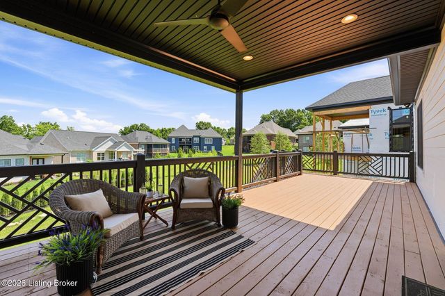 203 Locust Park Pl, Louisville, KY 40245