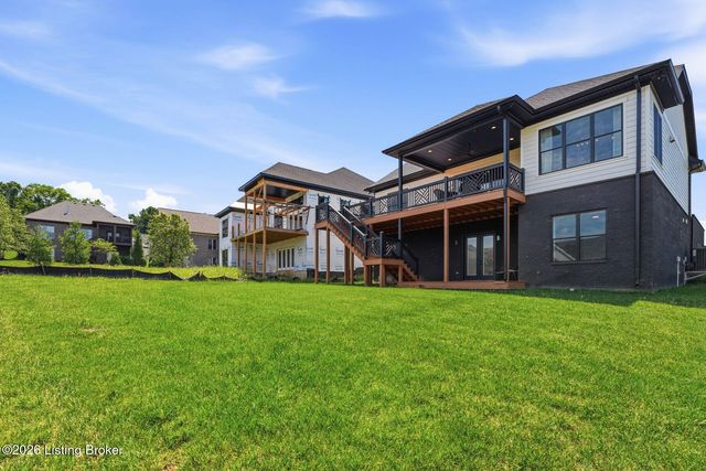 203 Locust Park Pl, Louisville, KY 40245