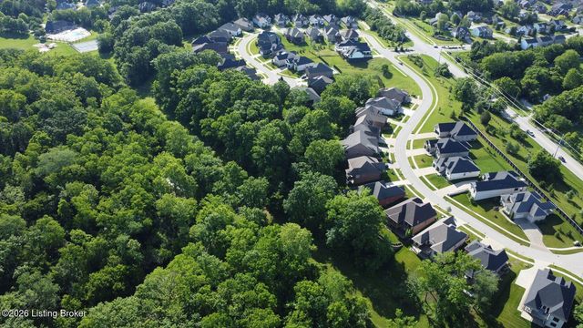 203 Locust Park Pl, Louisville, KY 40245
