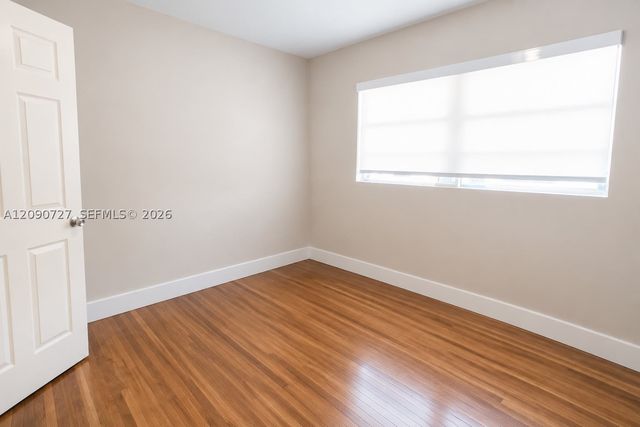 500 East Dr, North Miami Beach, FL 33162
