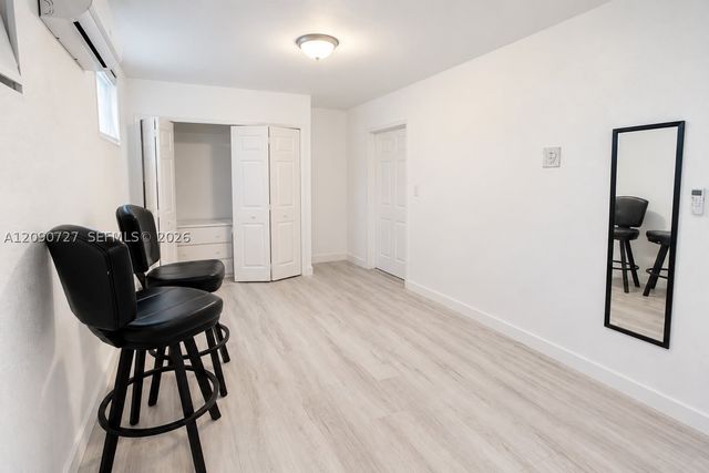 500 East Dr, North Miami Beach, FL 33162