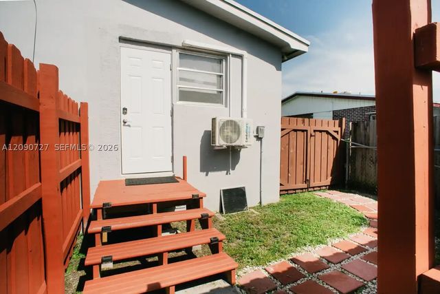 500 East Dr, North Miami Beach, FL 33162