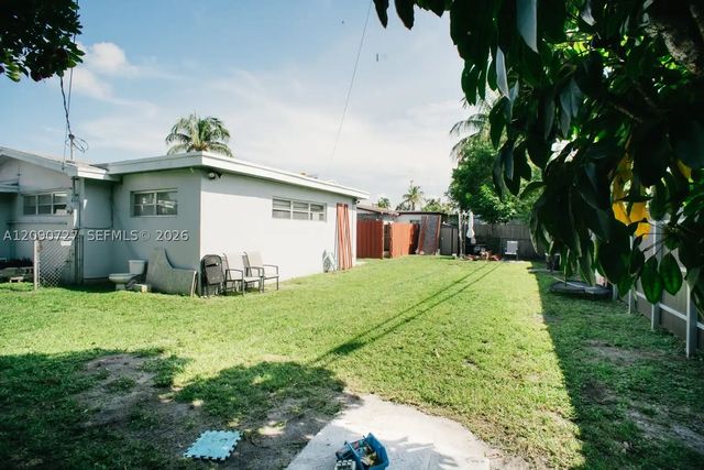 500 East Dr, North Miami Beach, FL 33162
