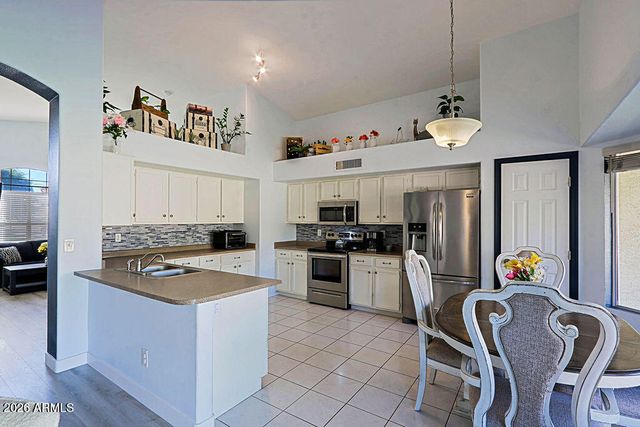 4204 E ALDER Avenue, Mesa, AZ 85206