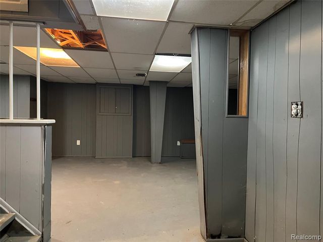 20100 Appoline Street, Detroit, MI 48235