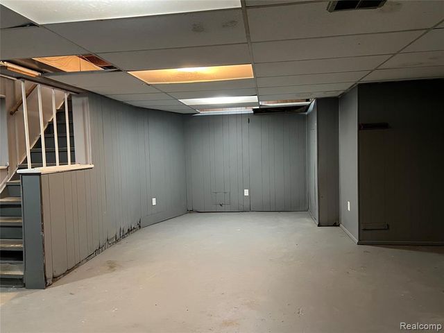 20100 Appoline Street, Detroit, MI 48235