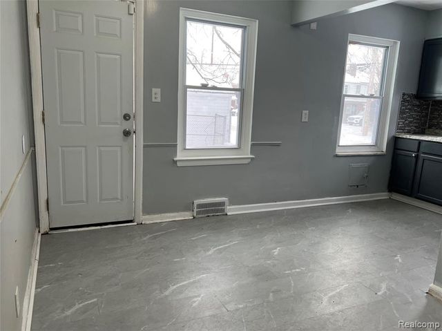 20100 Appoline Street, Detroit, MI 48235