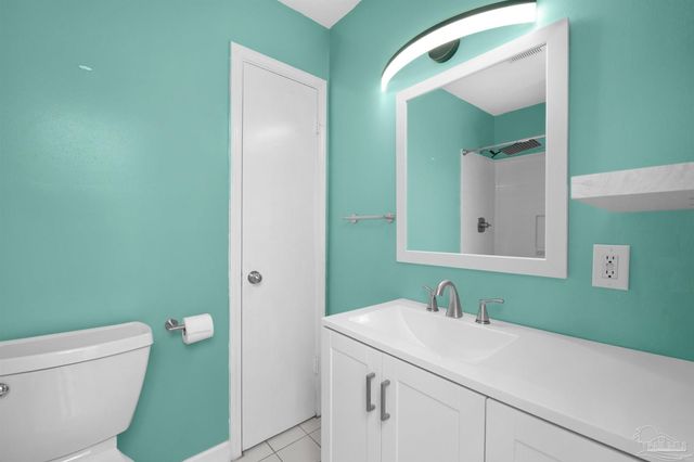 5229 Compass Ct, Pace, FL 32571