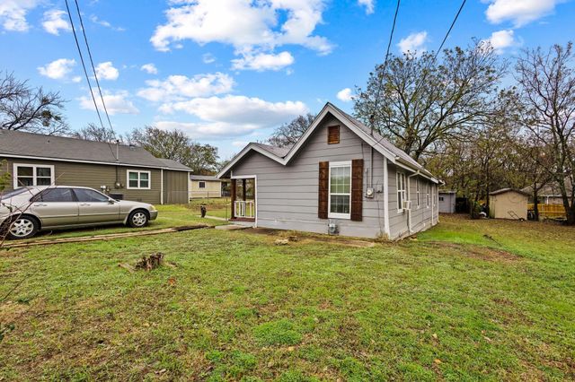 512 S Lamar Avenue, Denison, TX 75021