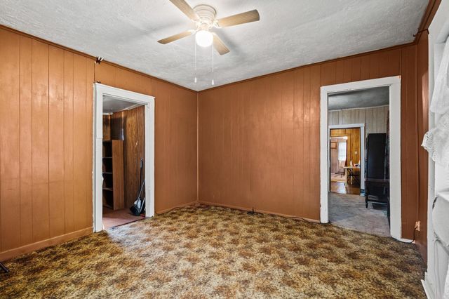 512 S Lamar Avenue, Denison, TX 75021